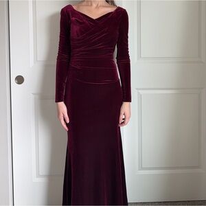 Vince Camuto Deep Red Velvet Long Sleeve Dress